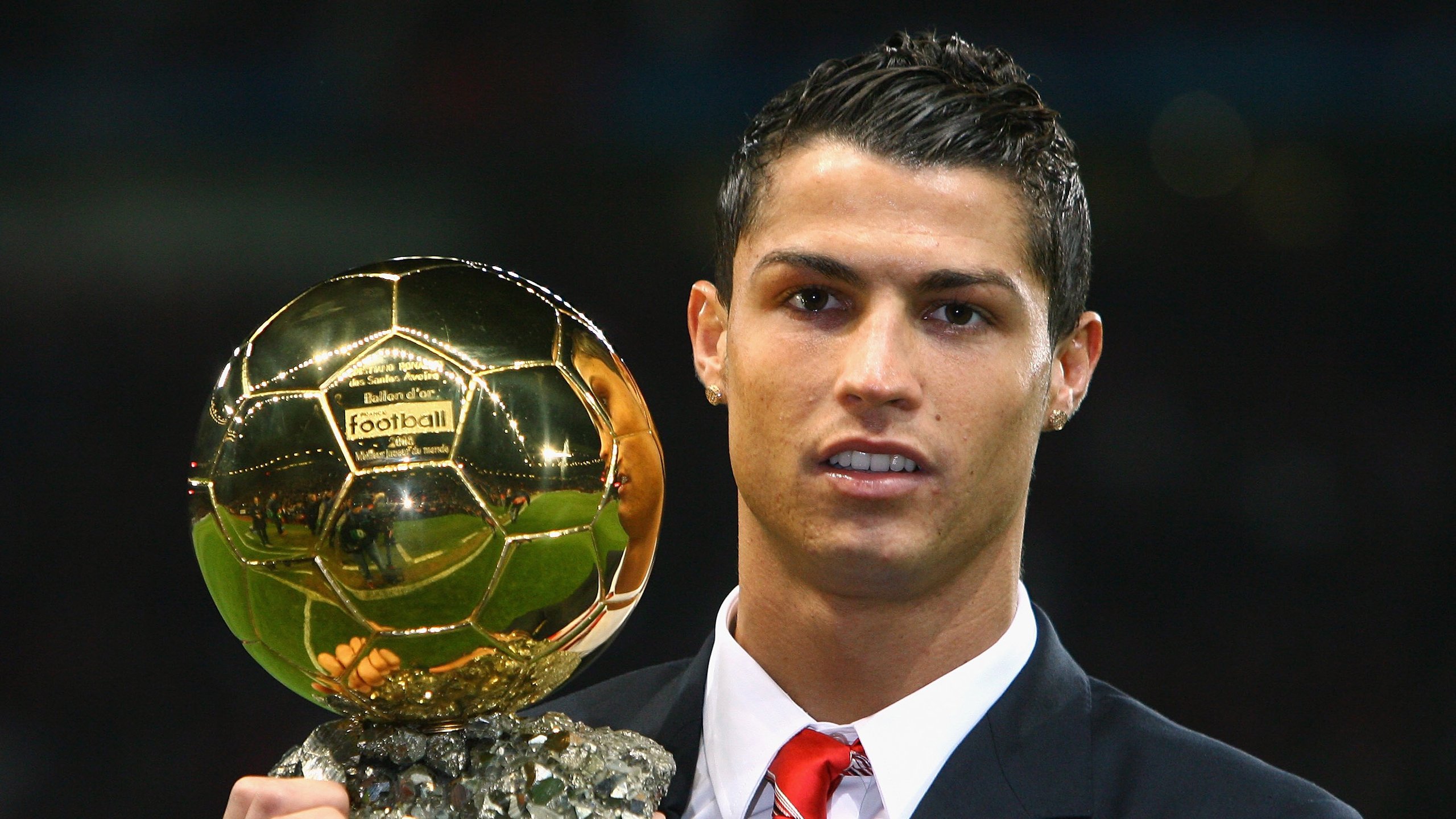 男子项目团体氛围良好，男子团体几个项目