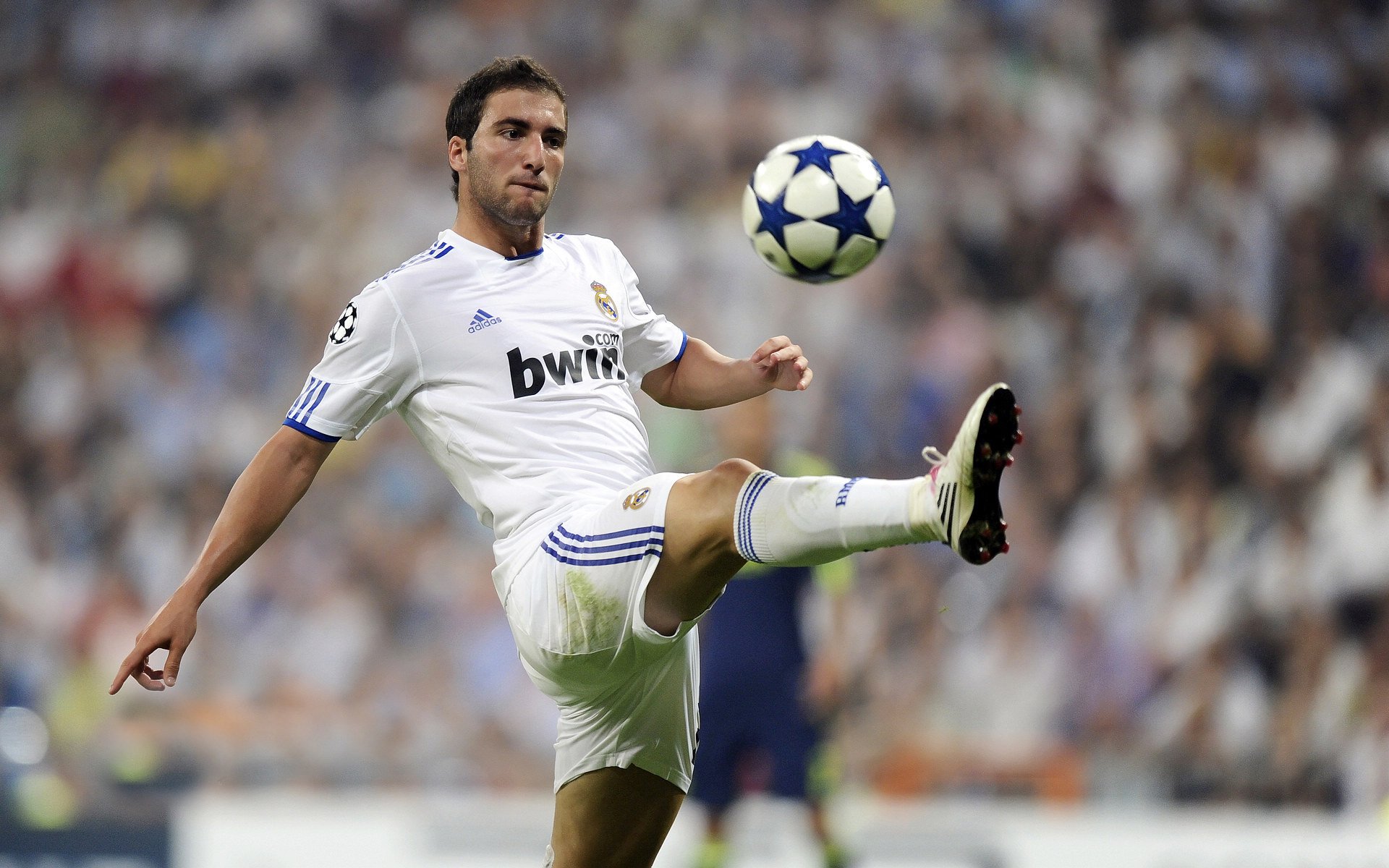 中国足球青少年足球活动持续扩大影响力，中国青少年足球发展规划纲要